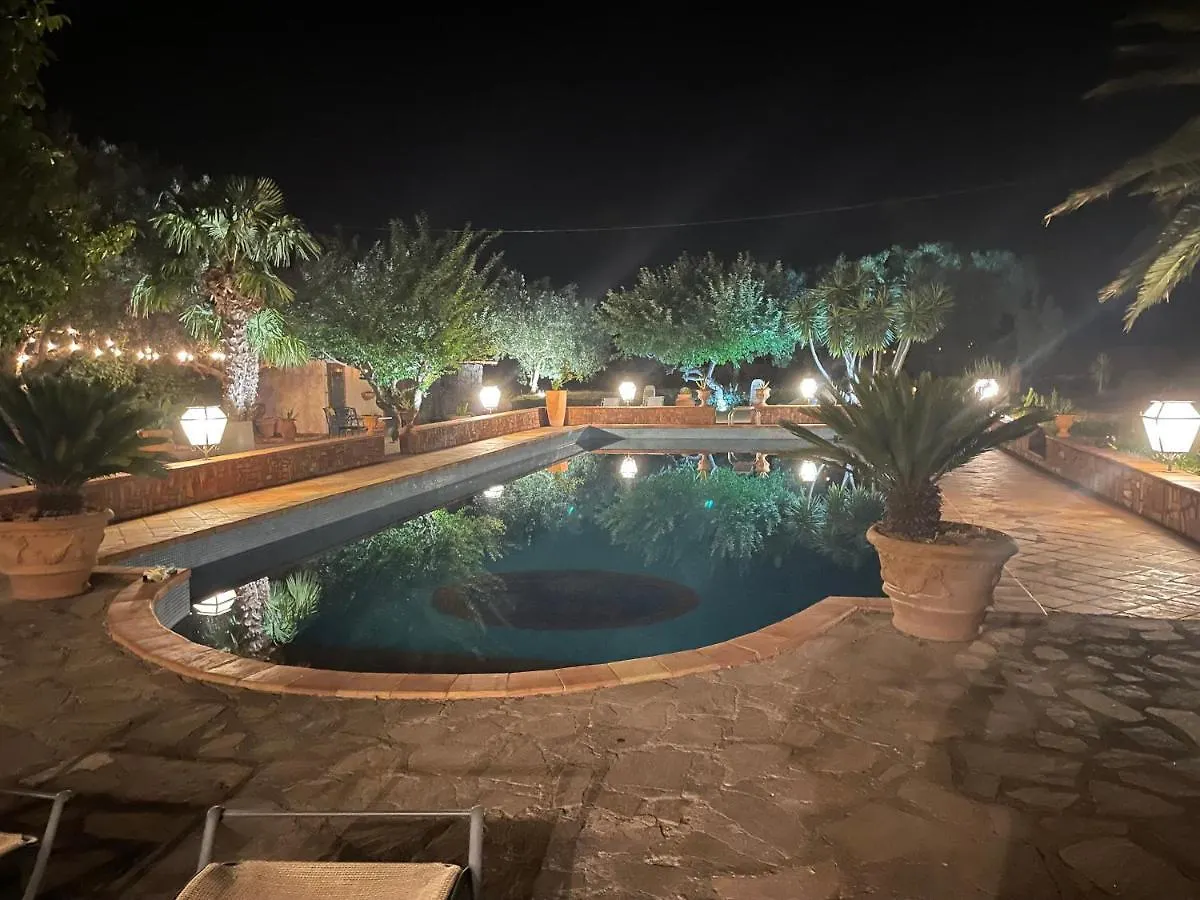 رانداتسو Villa Veda فندق مبيت وإفطار